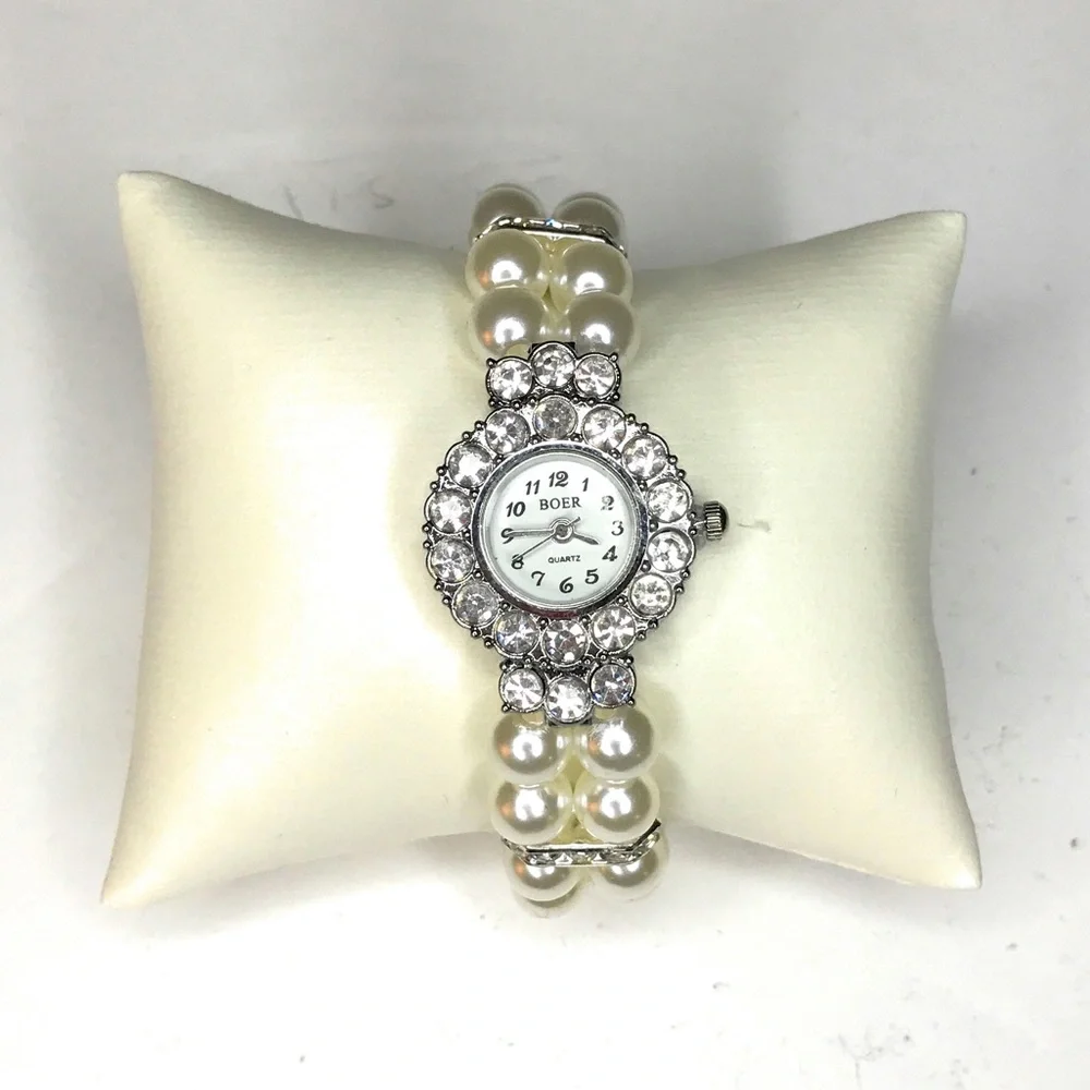 Pearlband Vintage Style Watch NWOT